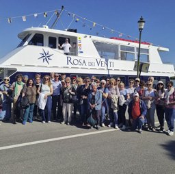 Insenatura di mare cristallino
